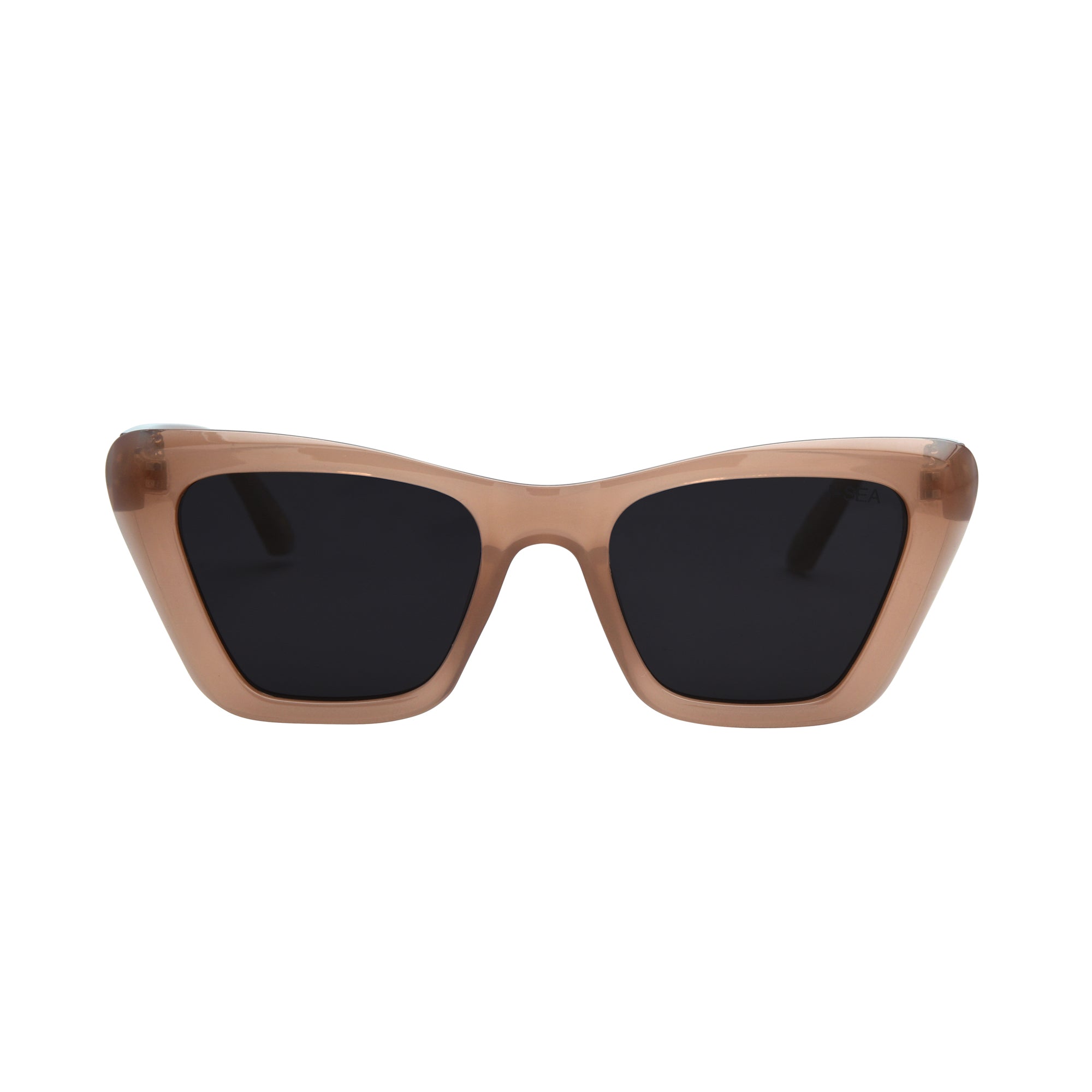 Sunglasses with wooden frame and black lenses on a white background.
SAND / SMOKE POLARIZED LENS