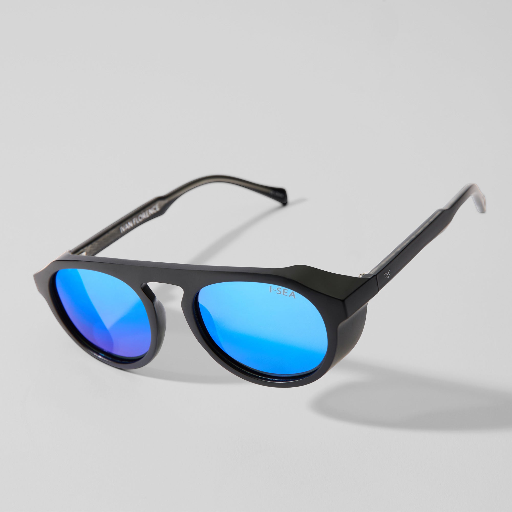 BLACK / BLUE MIRROR POLARIZED LENS