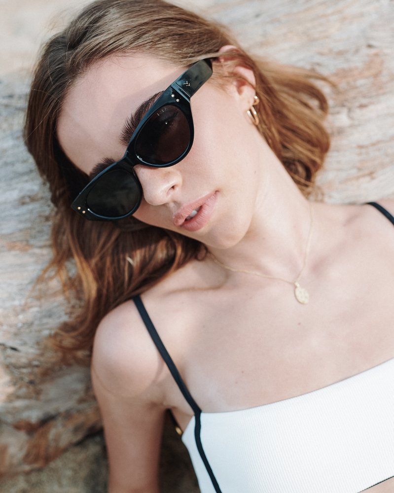 CARLY-BLK