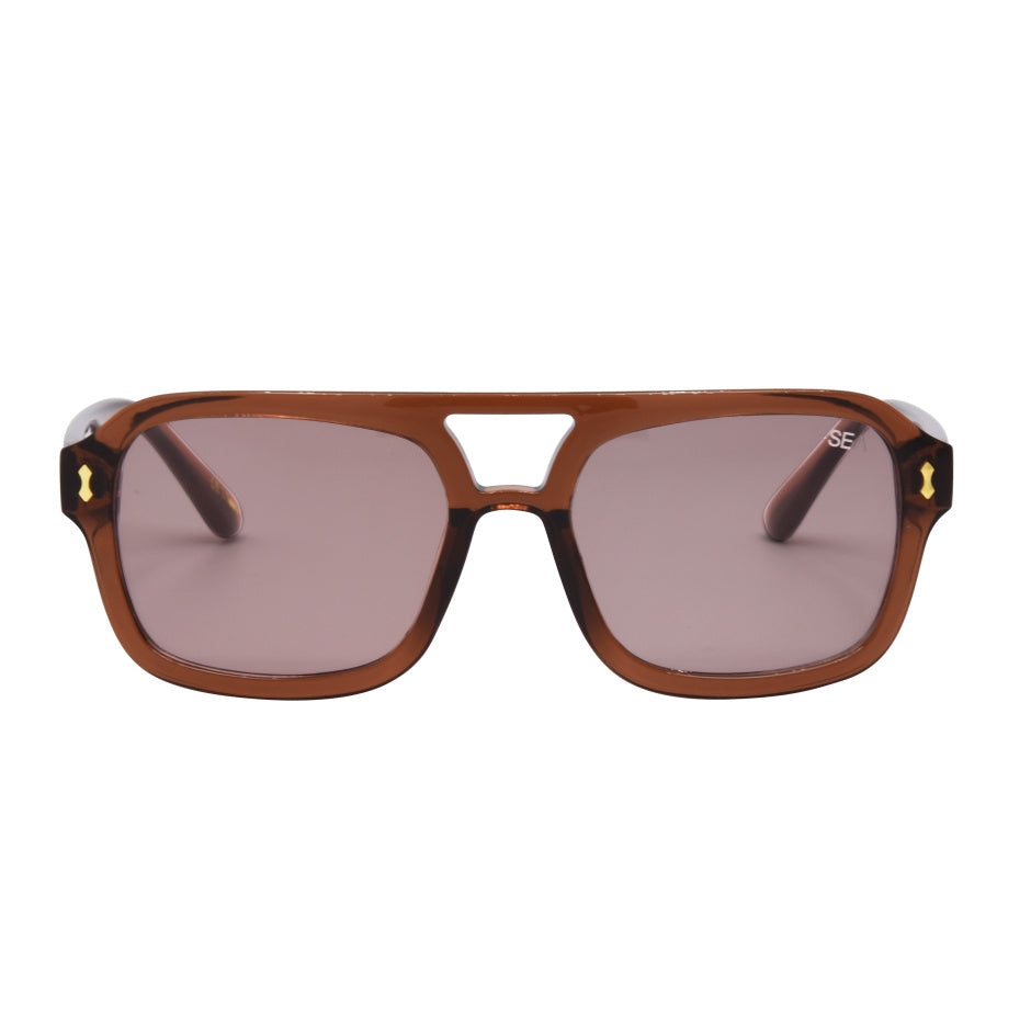 Brown sunglasses with a white frame on a white background.
TAUPE / BROWN POLARIZED LENS