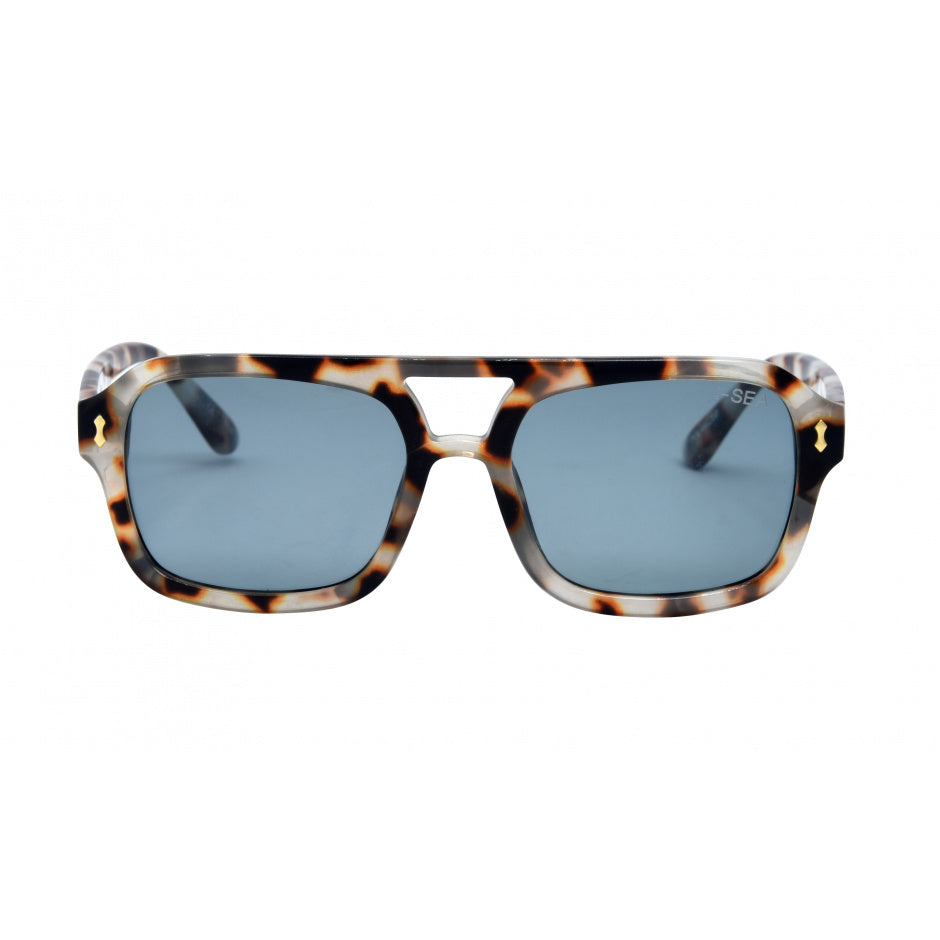 Sunglasses with tortoiseshell frame and blue lenses on a white background.
SNOW TORT / NAVY POLARIZED LENS