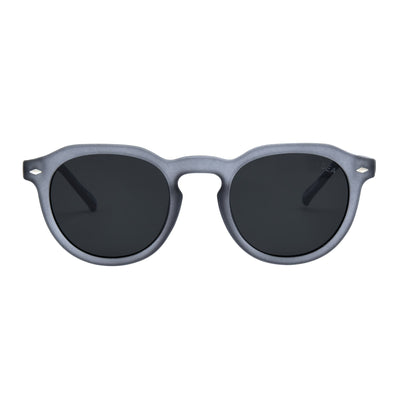 Gray sunglasses with dark lenses on a white background.
GREY / SMOKE POLARIZED LENS