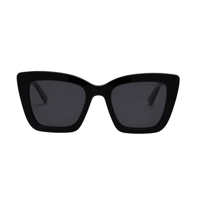 Black sunglasses with dark lenses on a white background.
BLACK / SMOKE POLARIZED LENS