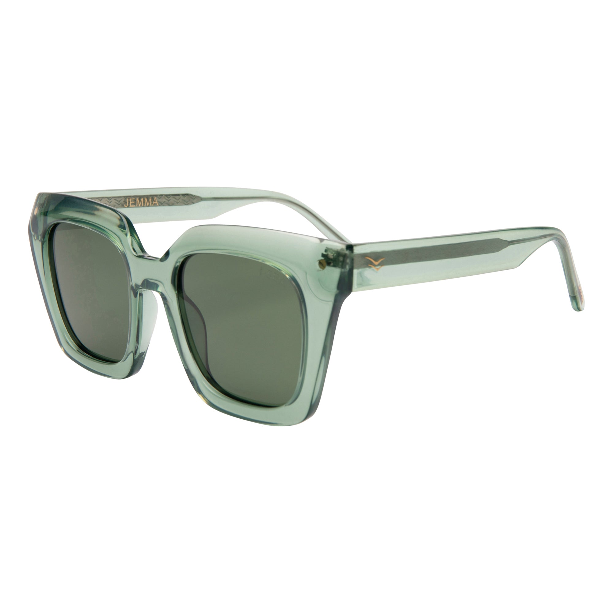 Green sunglasses with a white background.
LEAF / GREEN POLARIZED LENS