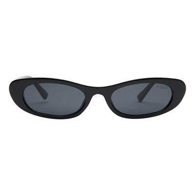 Black sunglasses with a white background.
BLACK / SMOKE POLARIZED LENS