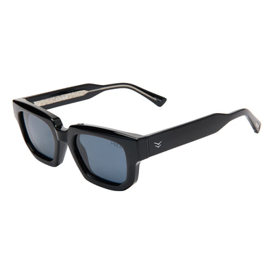Black sunglasses with a brand logo on a white background.
BLACK / SMOKE POLARIZED LENS