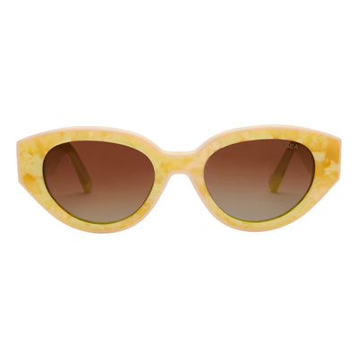 Yellow sunglasses with brown lenses on a white background.
CITRUS / BROWN GRADIENT POLARIZED LENS