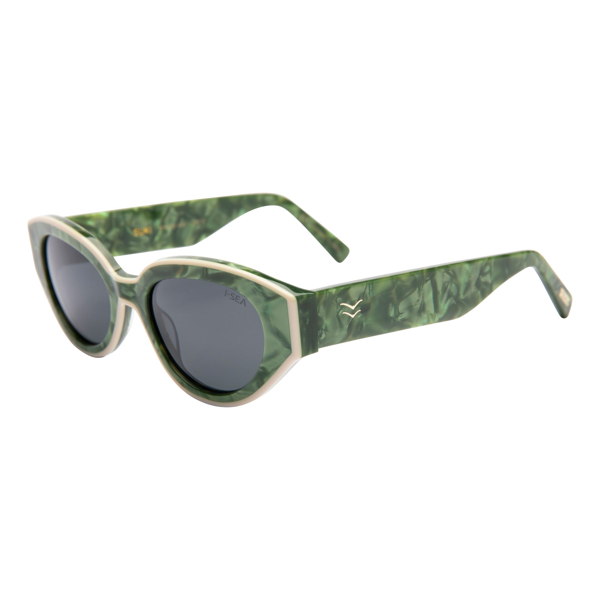 Sunglasses with green and beige frame on a white background.
MOSS / SMOKE POLARIZED LENS
