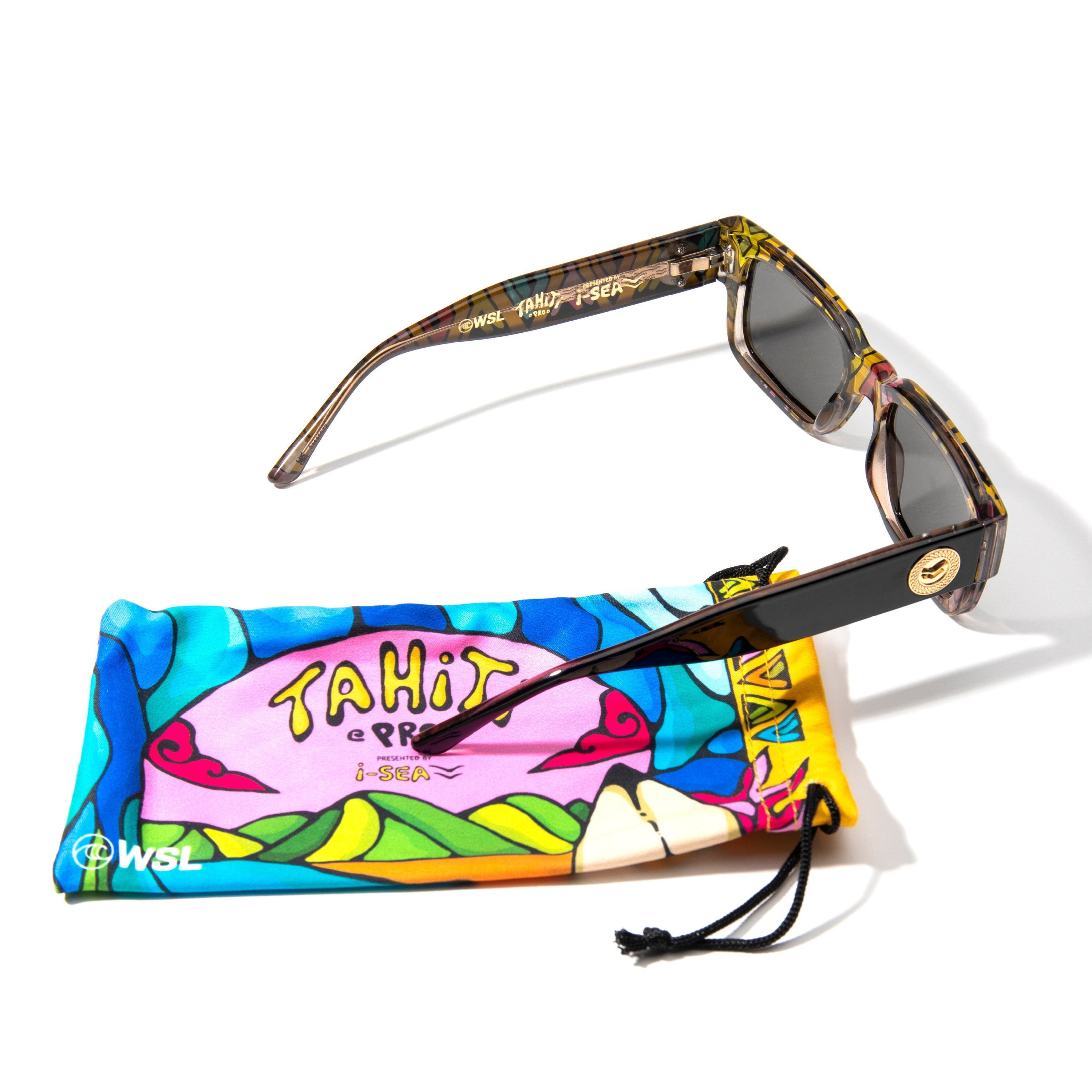 Sunglasses with a colorful case featuring 'Tahiti' text on a white background.
TAHITI PRO / SMOKE POLARIZED LENS