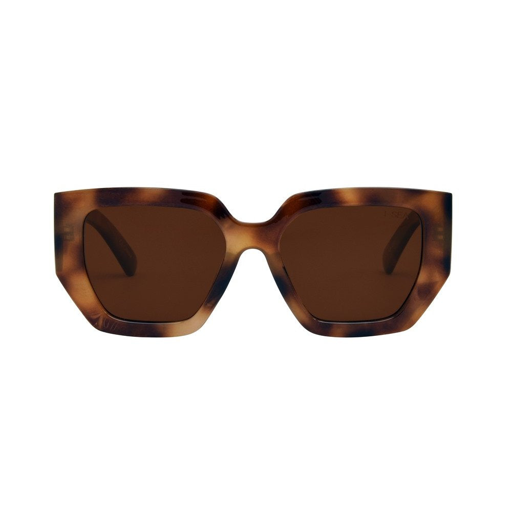Sunglasses with tortoiseshell frame and brown lenses on a white background.
MOCHA TORT / BROWN POLARIZED LENS