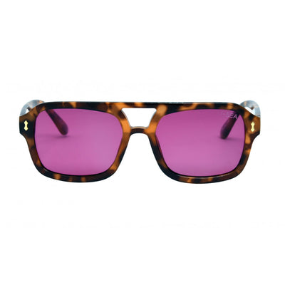 Sunglasses with tortoiseshell frame and pink lenses on a white background.
HONEY TORT / LAVENDER LENS