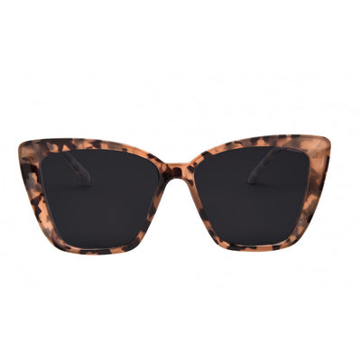 Sunglasses with tortoiseshell frame and black lenses on a white background.
BLONDE TORT / SMOKE POLARIZED LENS