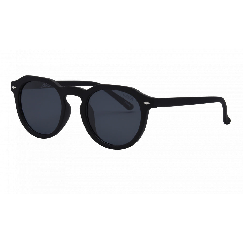 Black sunglasses on a white background.
BLACK / SMOKE POLARIZED LENS