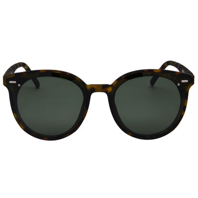 Sunglasses with tortoiseshell frame and dark lenses on a white background.
TORT / G15 POLARIZED LENS